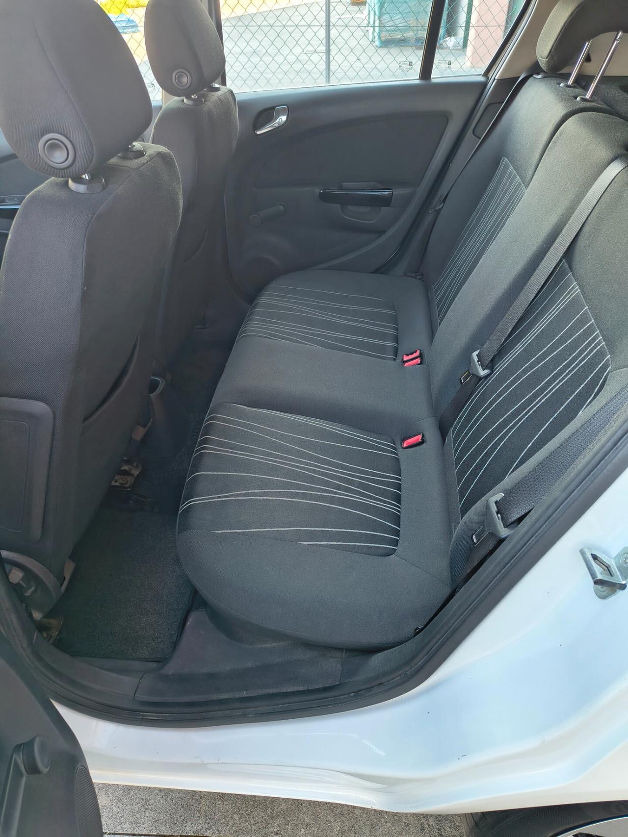 Opel Corsa 1.2 80CV 5 porte GPL-TECH Enjoy