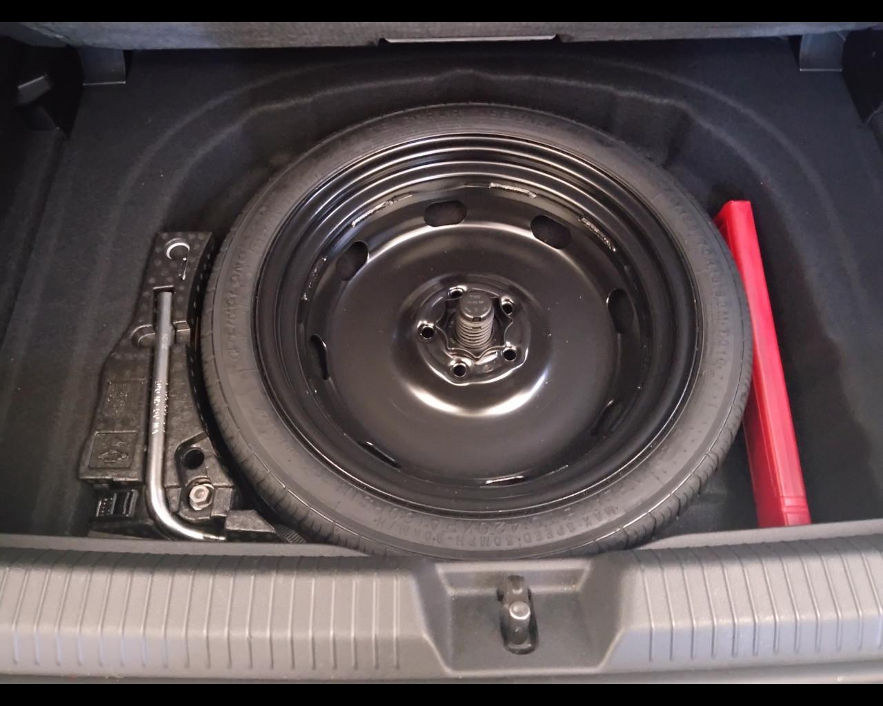 VOLKSWAGEN Golf VIII 2024 - Golf 2.0 tdi Life 115cv