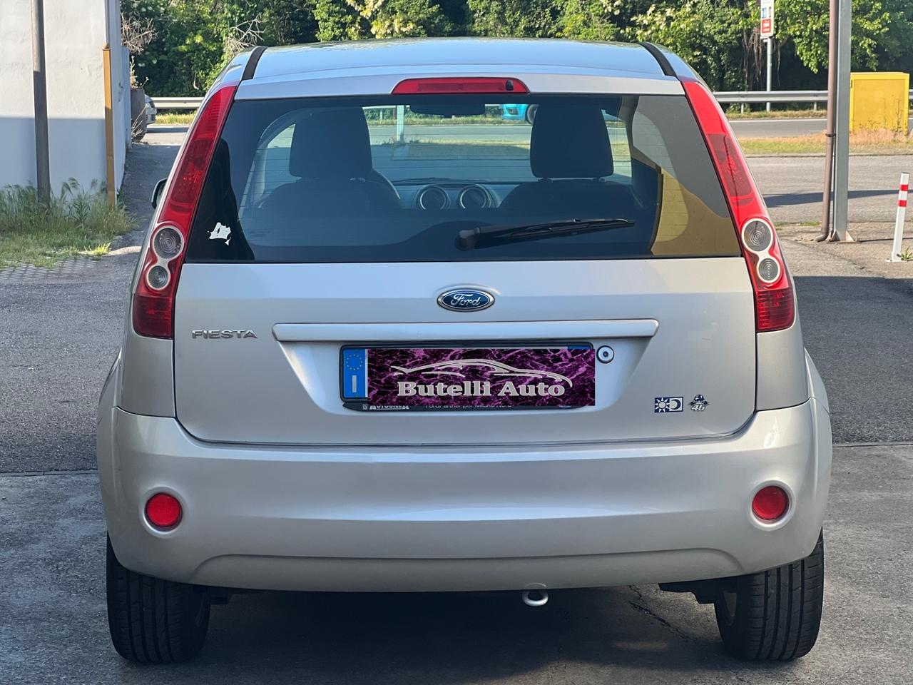 Ford Fiesta 1.2 BENZ PER NEOPATENTATI