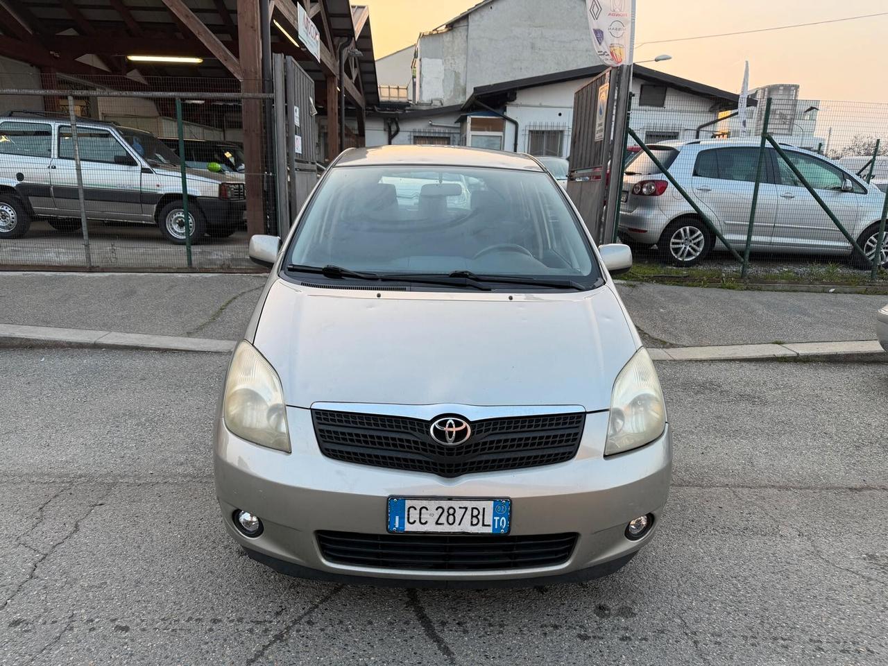 Toyota Corolla Verso 1.8 16V