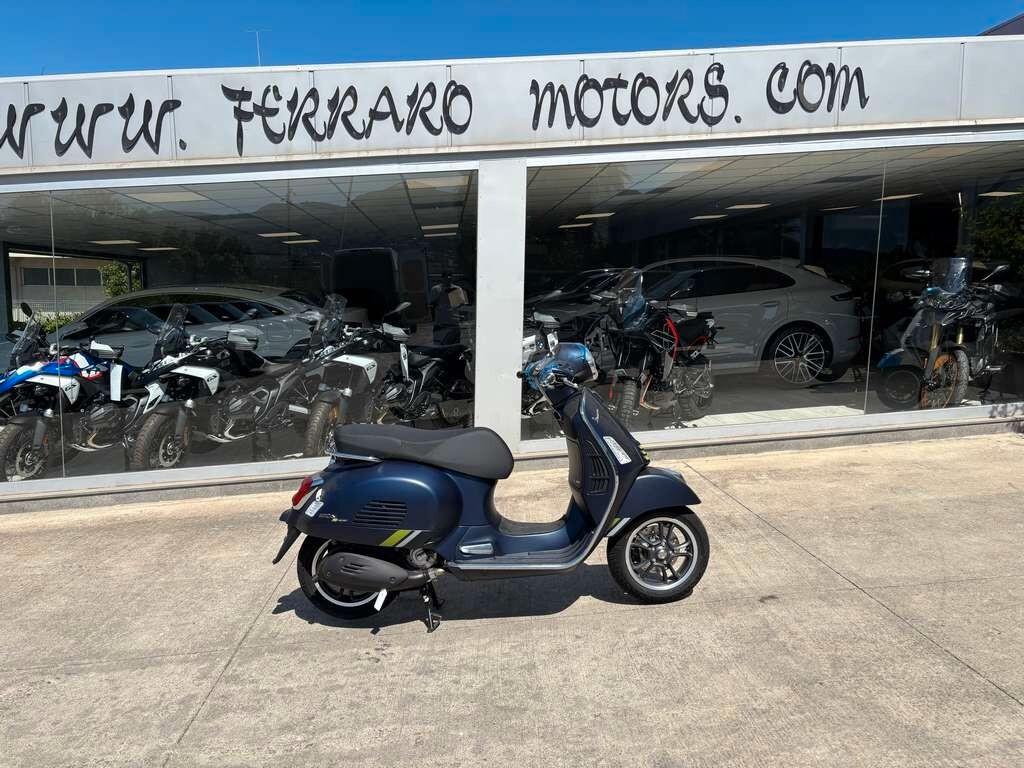 Piaggio Vespa 310 GTS SuperTech Nuovo pronto consegna Tua a solo 77 Euro al mese