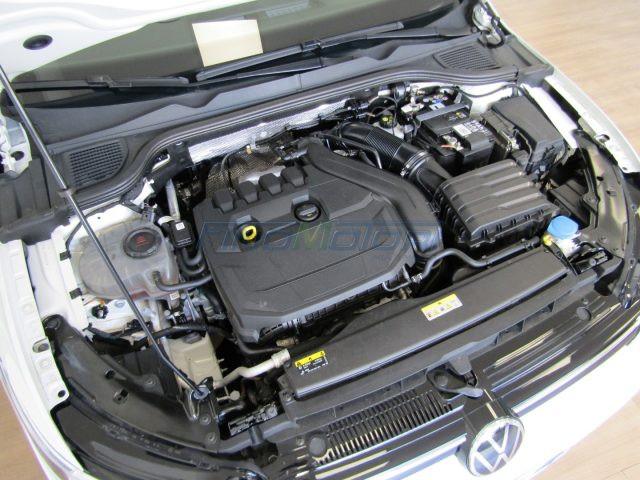 VOLKSWAGEN Golf 1.5 eTSI 150 CV DSG Life