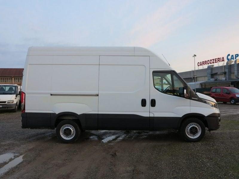 Iveco Daily Daily 35S14V 2.3 Hpt PM-TA Furgone