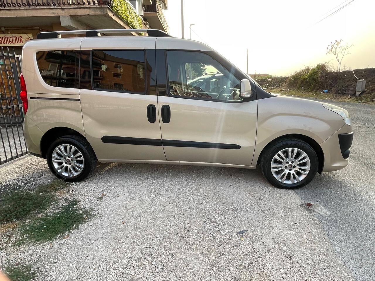 Fiat Doblo 1.6 Mjt 16v emotion