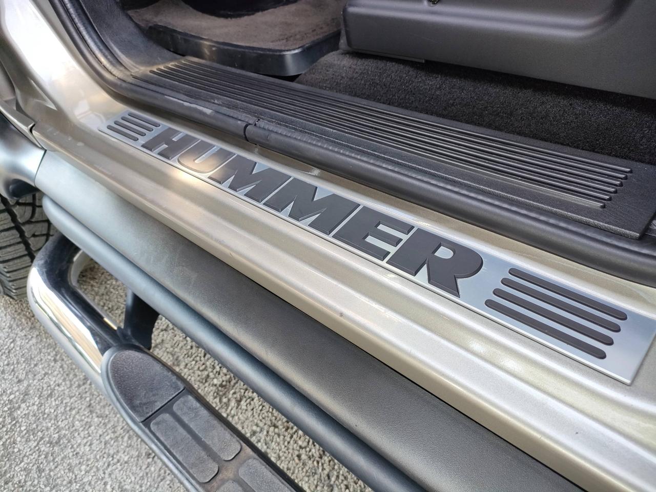 HUMMER H2 - H2