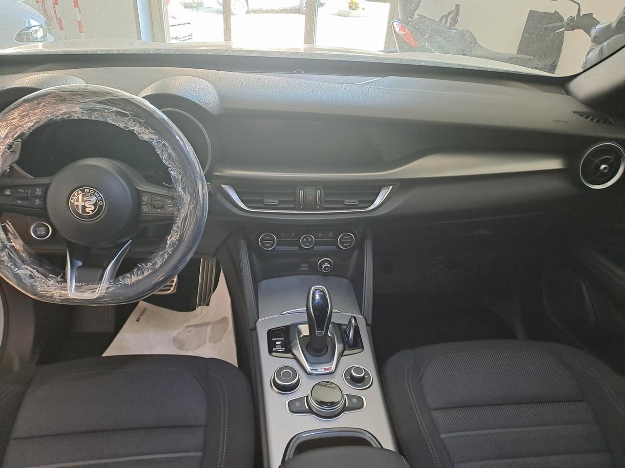 Alfa Romeo Stelvio 2.2 Turbodiesel 160 CV AT8 RWD Sprint