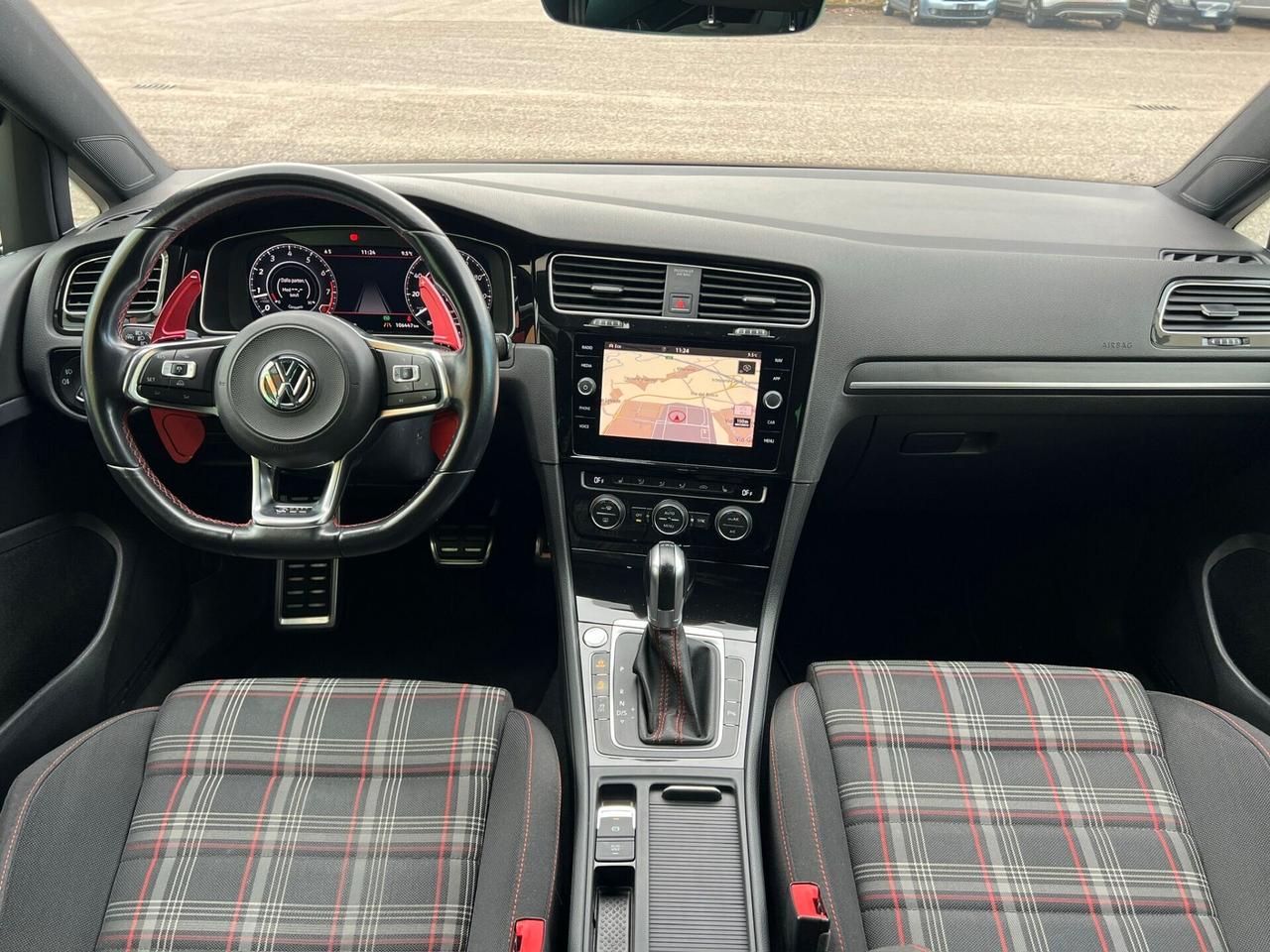 Volkswagen Golf GTI Performance 2.0 230 CV TSI DSG