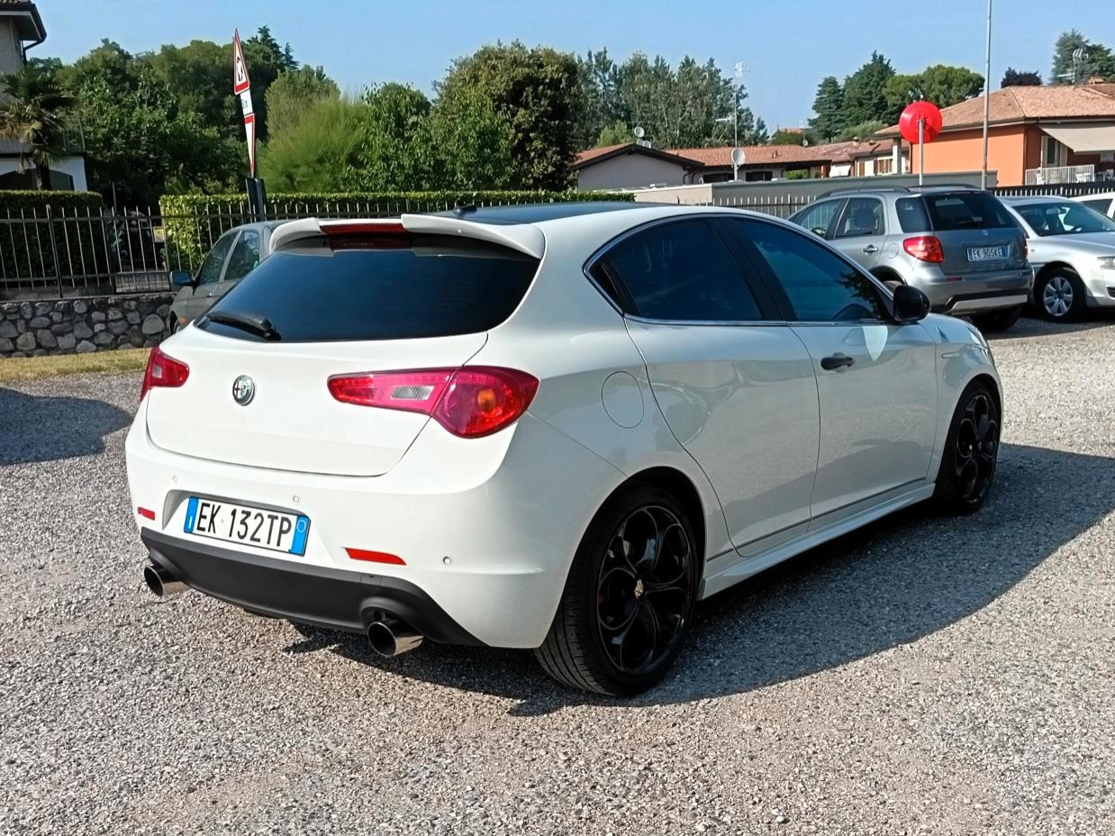 Alfa Romeo Giulietta 1750 tbi Quadrifoglio Verde 235cv