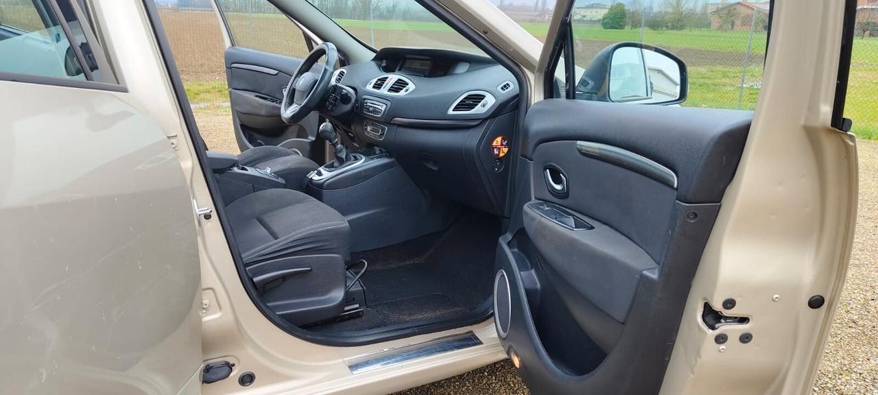 Renault Scenic Scénic X-Mod 1.5 dCi 110CV Luxe