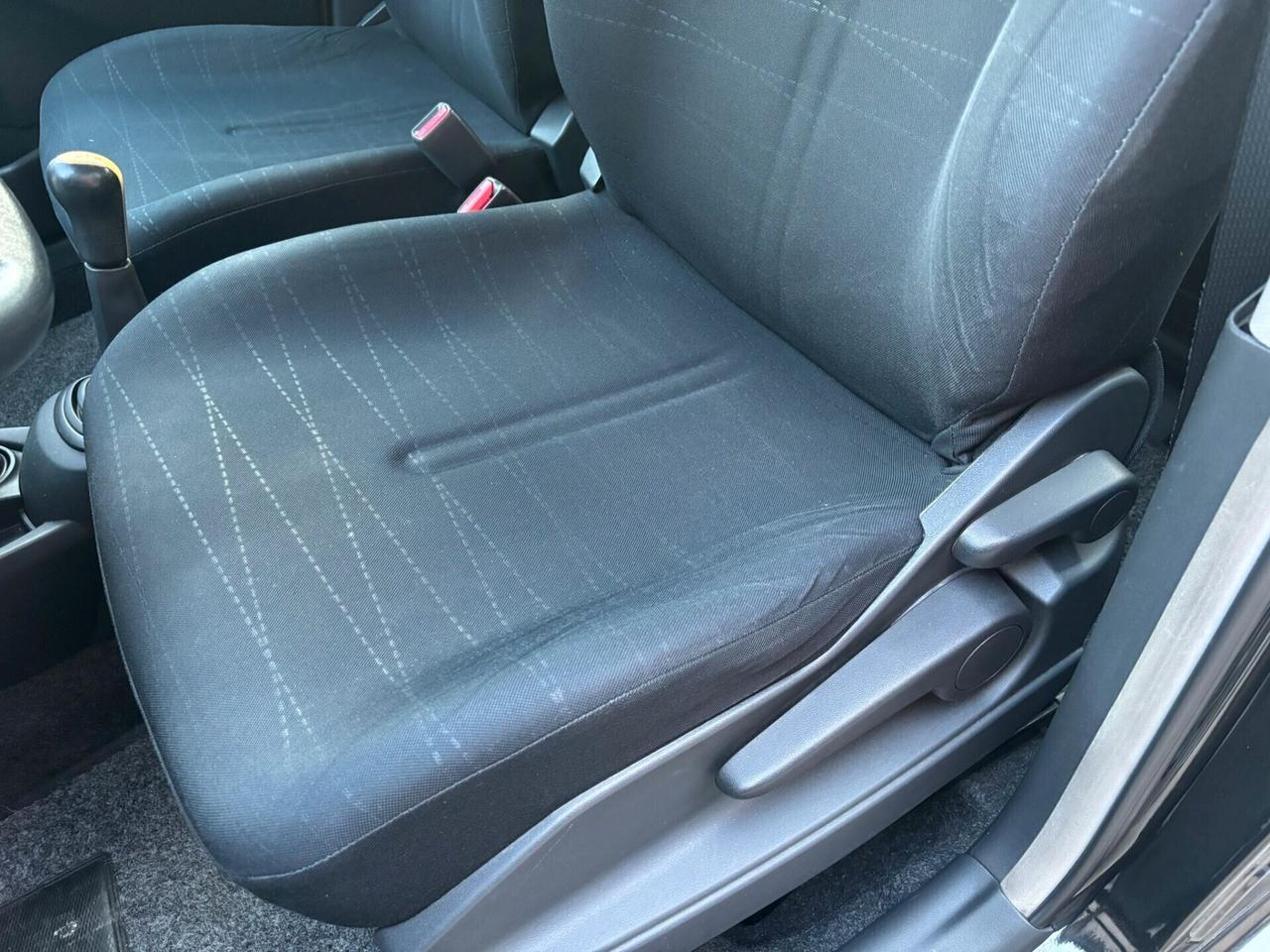 Toyota Yaris 1.3 5 porte Luna OK Neopatentati