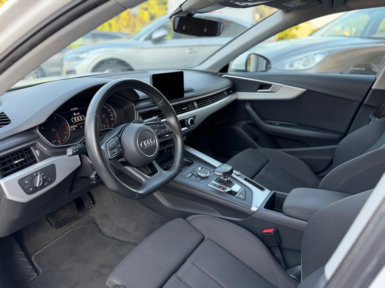 Audi A4 Avant 2.0 TDI 150 CV ultra S tronic Sport