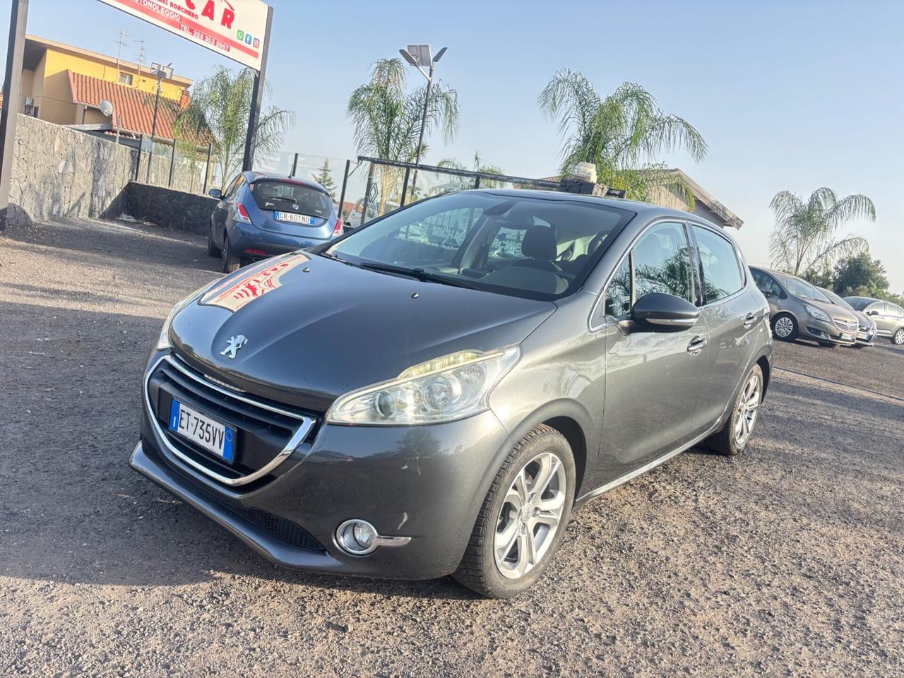 Peugeot 208 1.4 HDi 68 CV 5 porte Allure