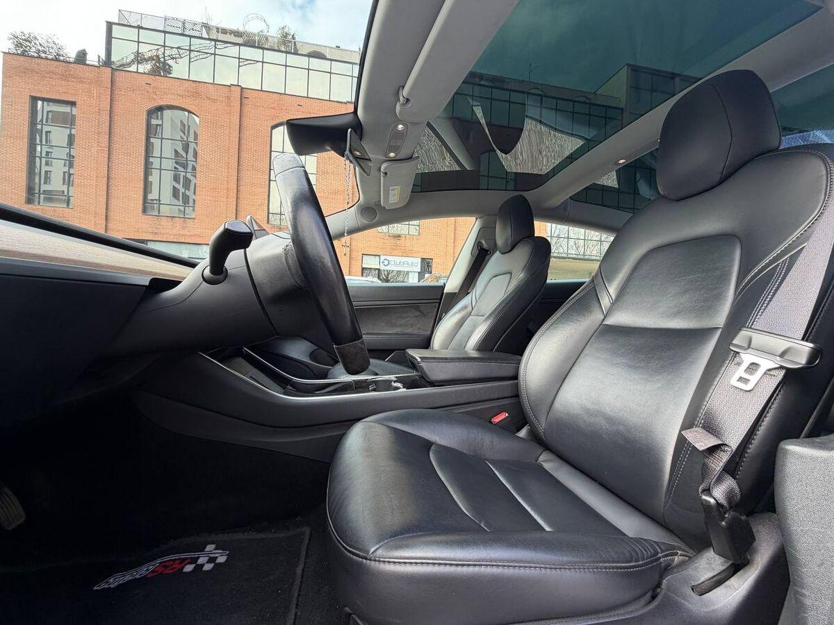 Tesla Model 3 Standard rwd Plus