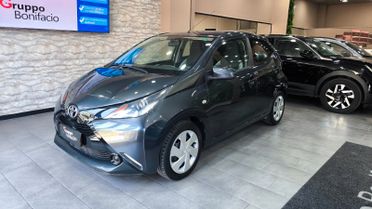 Toyota Aygo 1.0 VVT-i 69 CV 5 porte x-business MMT