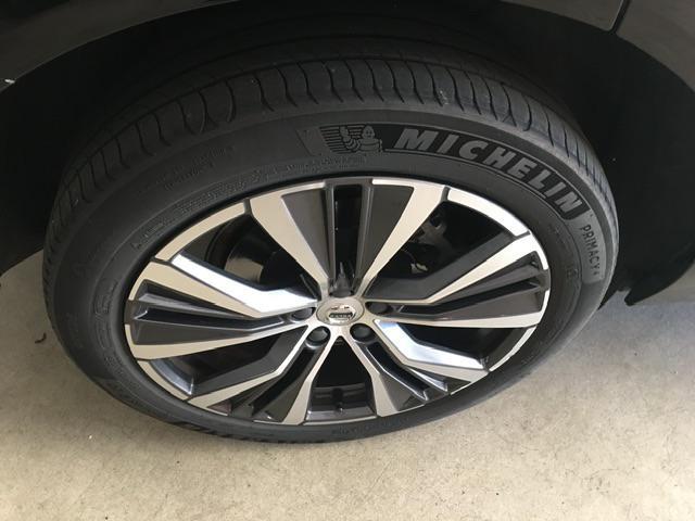 VOLVO XC60 B4 (Diesel Hybrid) 197cv Momentum *IVA deducibile*