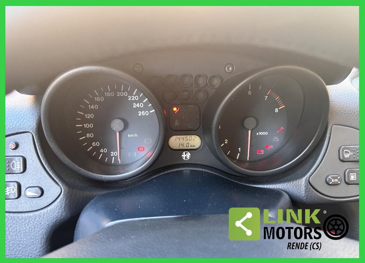 Alfa Romeo Spider 2.0i 16V Twin Spark cat 04/1995