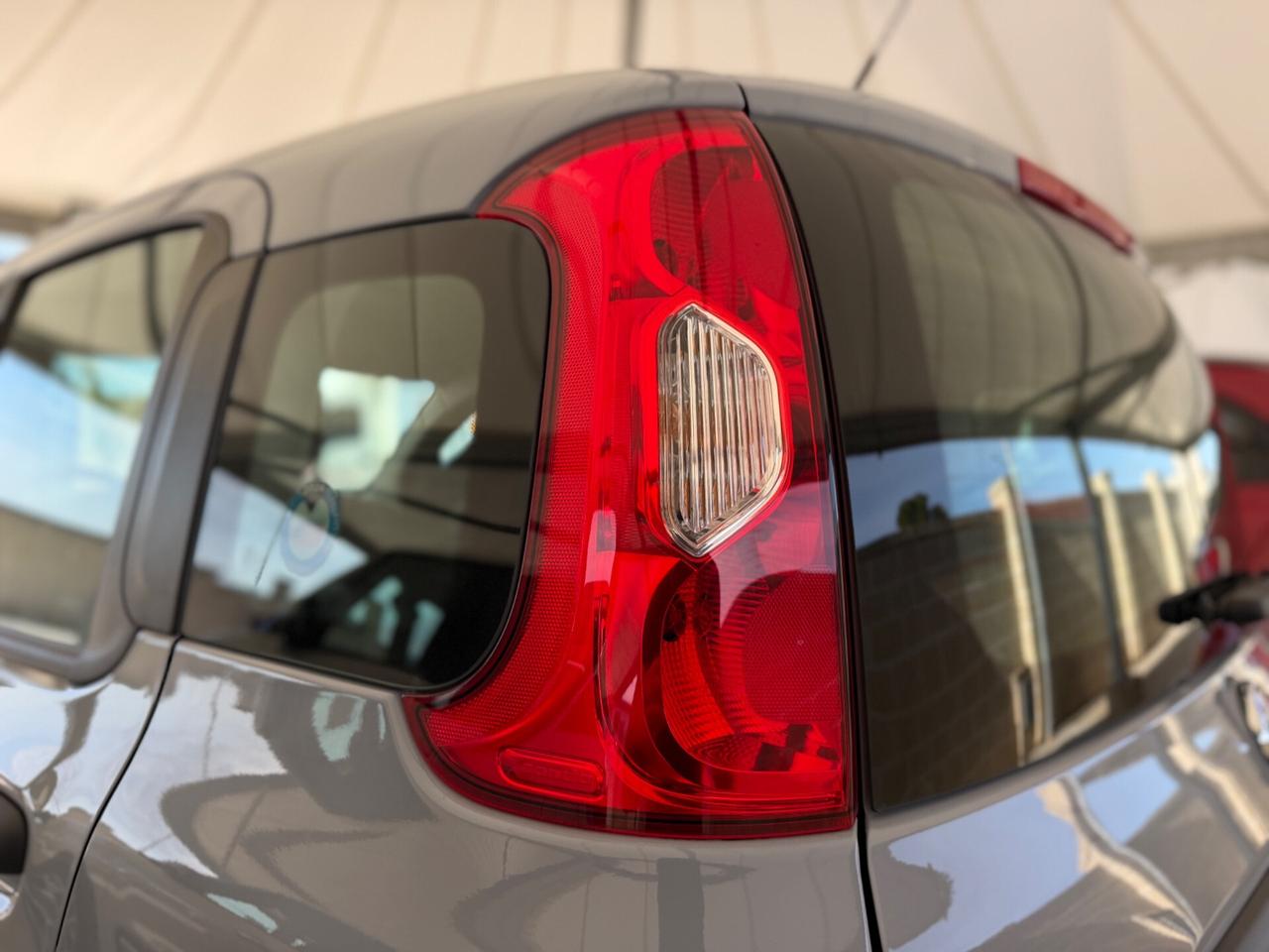 Fiat Panda 1.2 69 Cv Benzina/Gpl