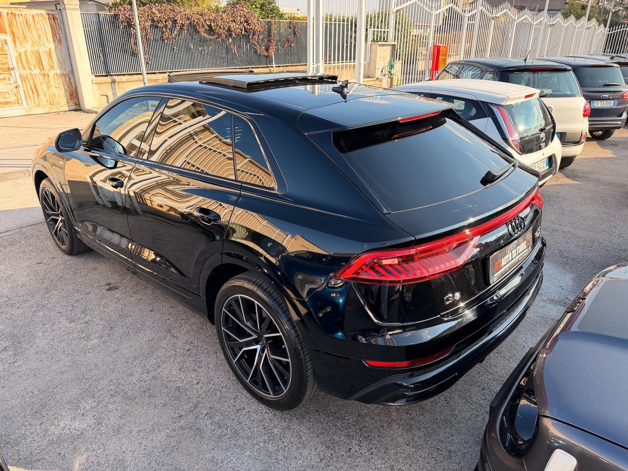Audi Q8 50 TDI 3.0 286CV quattro S-Line Tetto Bang olufsen