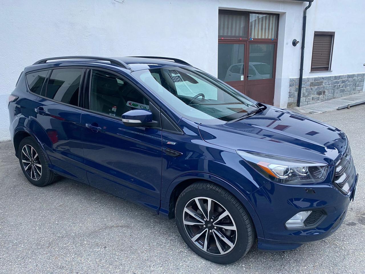 Ford Kuga 2.0 TDCI 150 CV S&S 4WD Powershift ST-Line