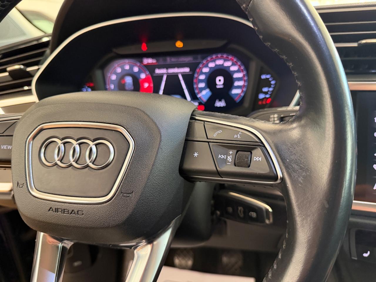 Audi Q3 35 TFSI S-LINE EDITION TOTAL BLACK GANCIOTRAINO