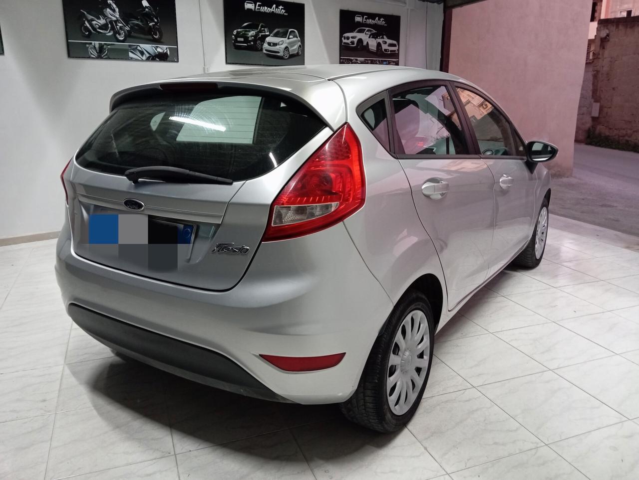 Ford Fiesta 1.2 benzina 2011 CON GARANZIA