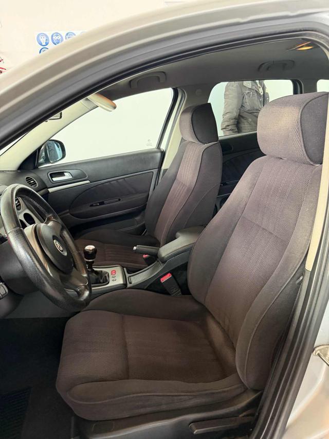 ALFA ROMEO 159 1.9 JTDm 16V Sportwagon Distinctive