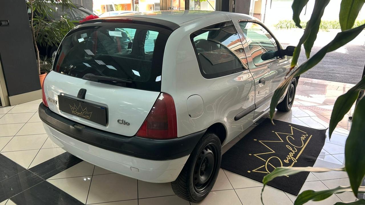 Renault Clio 1.2 cat 3 porte