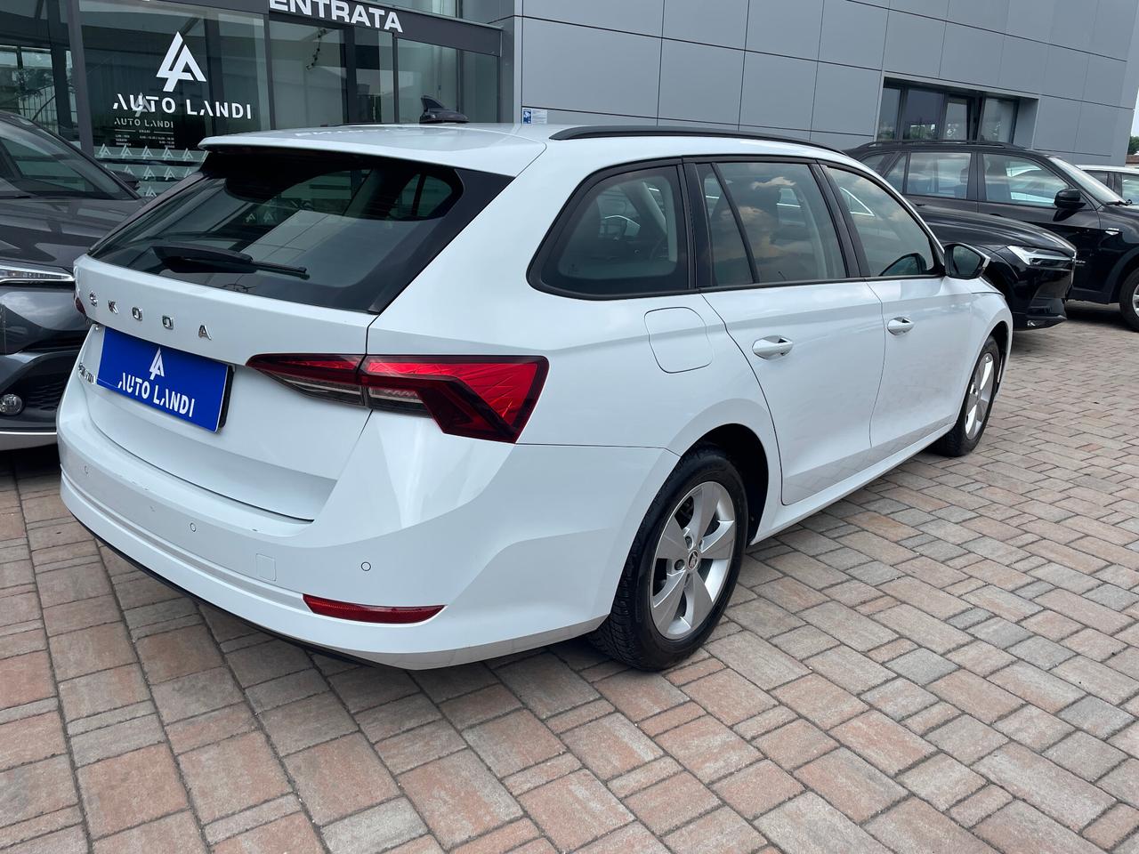 Skoda Octavia 2.0 TDI EVO SCR 150 CV DSG Wagon Executive