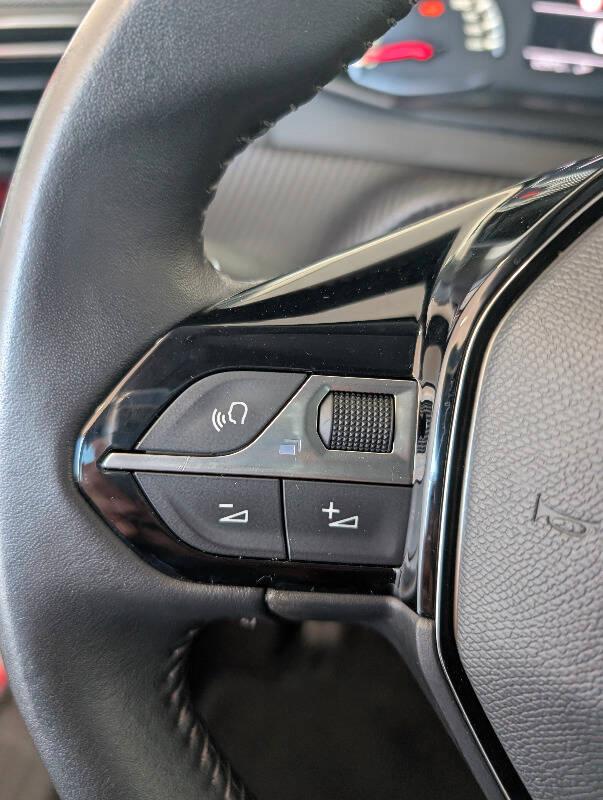 Peugeot 2008 1.5 bluehdi Allure Pack s&s 110cv