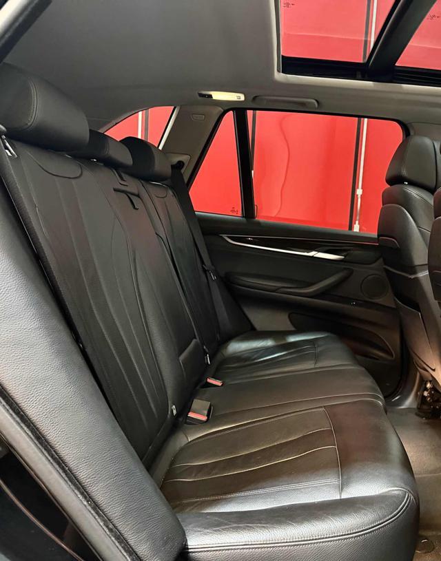 BMW X5 xDrive30d 258CV Luxury *TETTO PANORAMICO APRIBILE*