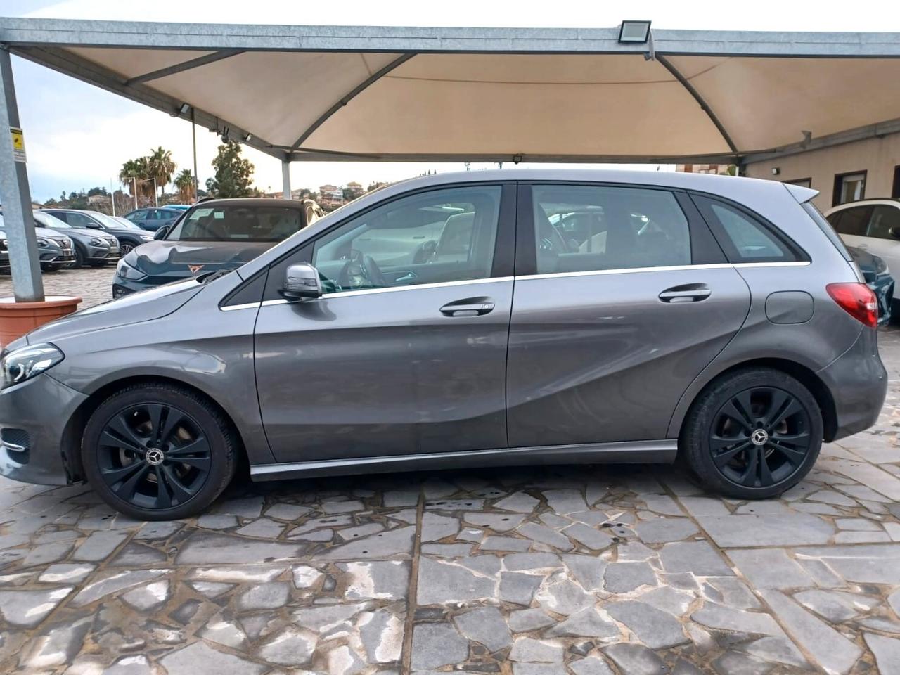 Mercedes-benz B 180 Premium