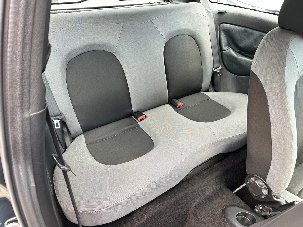 Lancia Ypsilon 1.3 MJT 75 CV New Oro