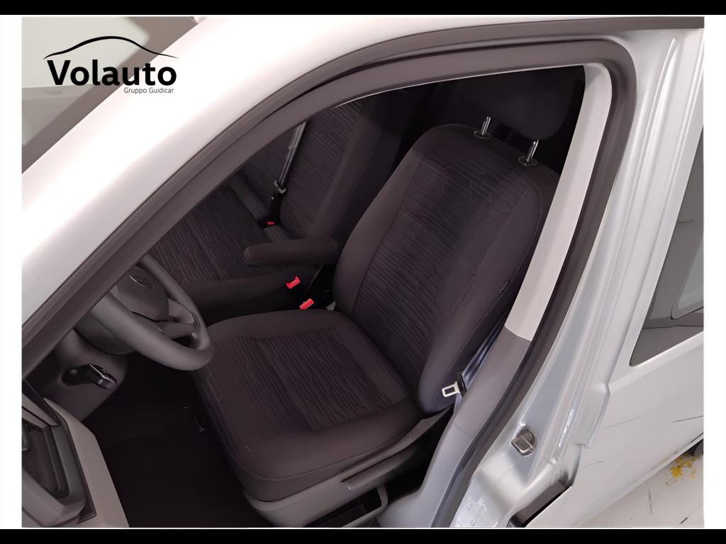 VOLKSWAGEN T6.1 Caravelle 2.0 tdi 150cv Comfortline p.c. dsg7