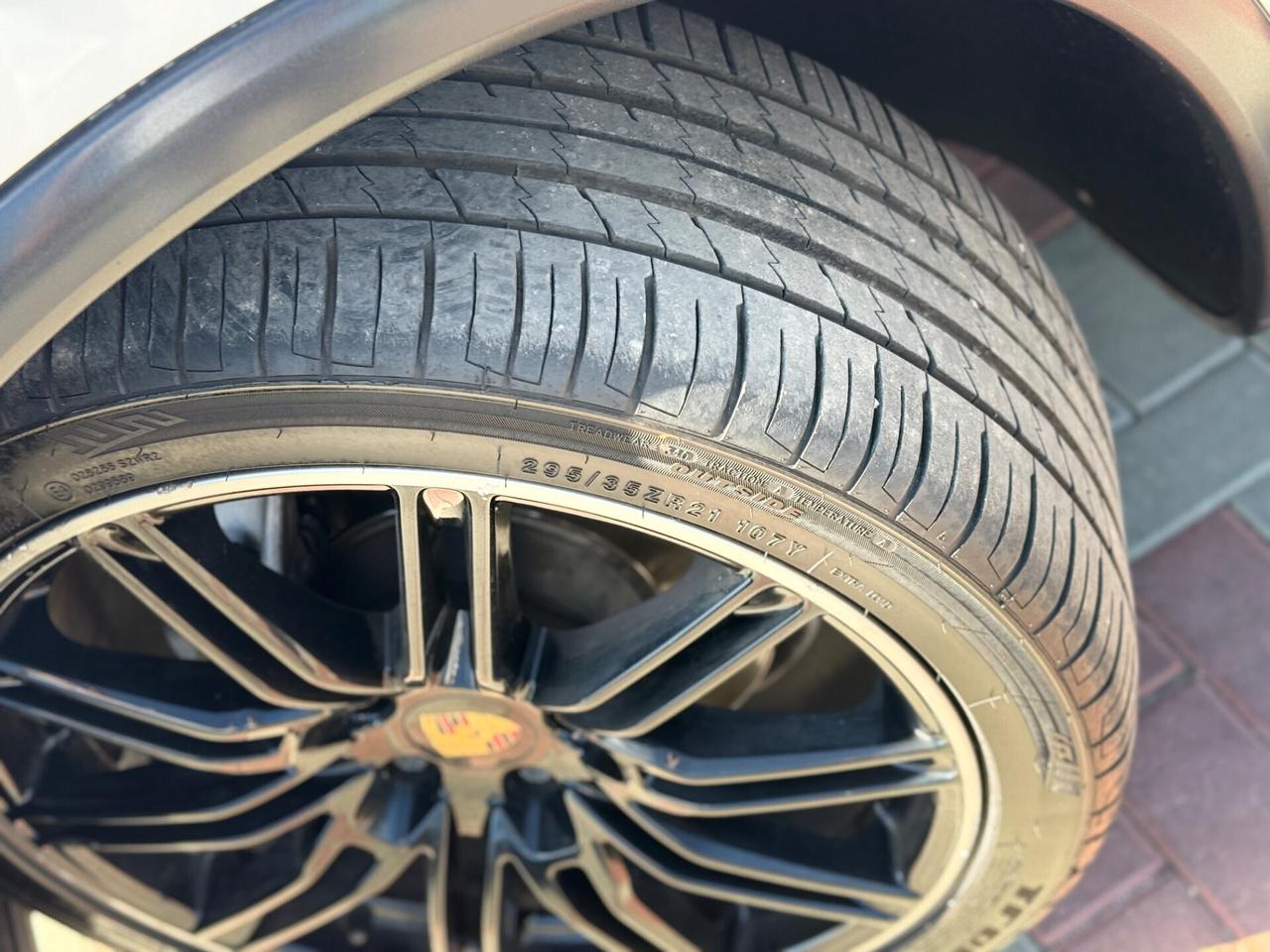 Porsche Cayenne 3.0 Diesel 245CV SOSPES.PNEUMATICHE