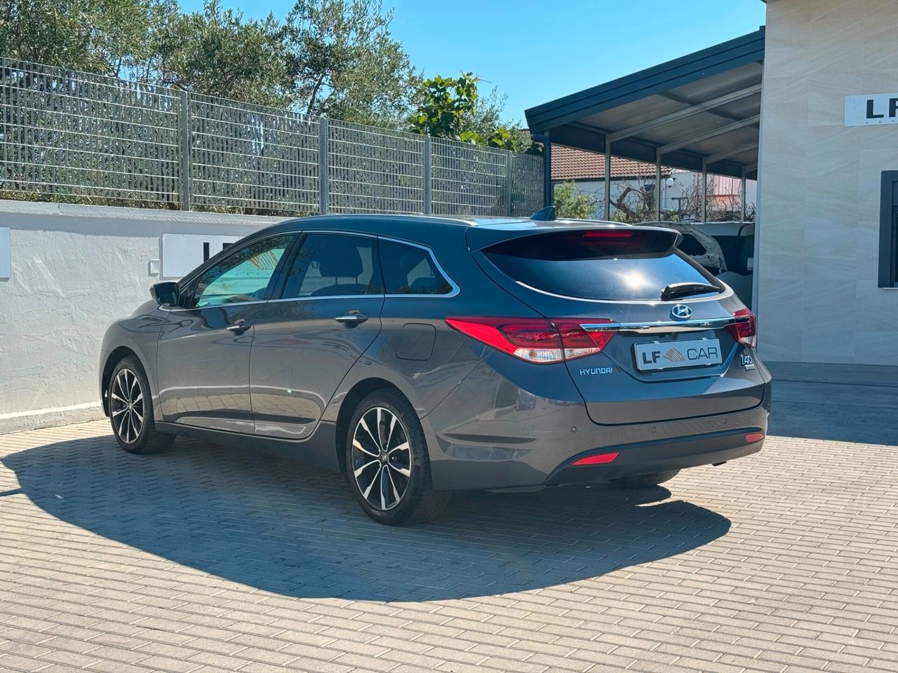 Hyundai i40 Wagon 1.6 CRDi DCT Business 136 cv