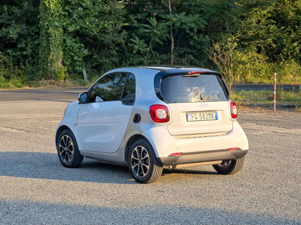 Smart ForTwo 70 1.0 Twinamic Prime E6 Automatico NEO 2016