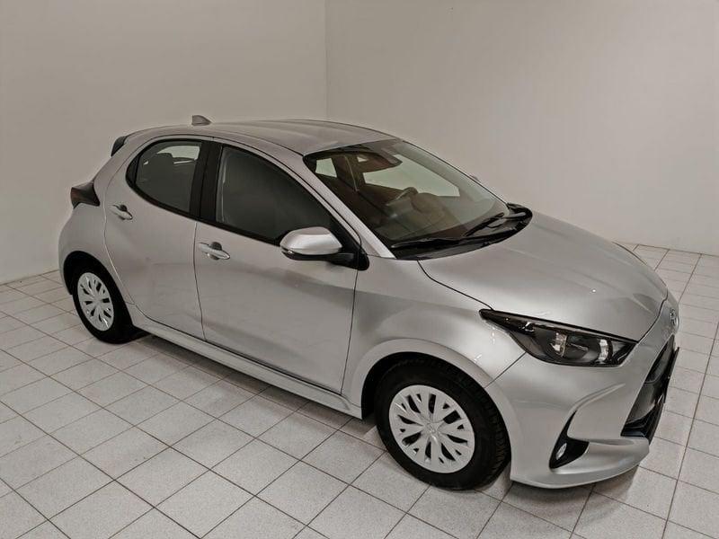 Toyota Yaris Yaris 1.5 Full Hybrid 5p Active
