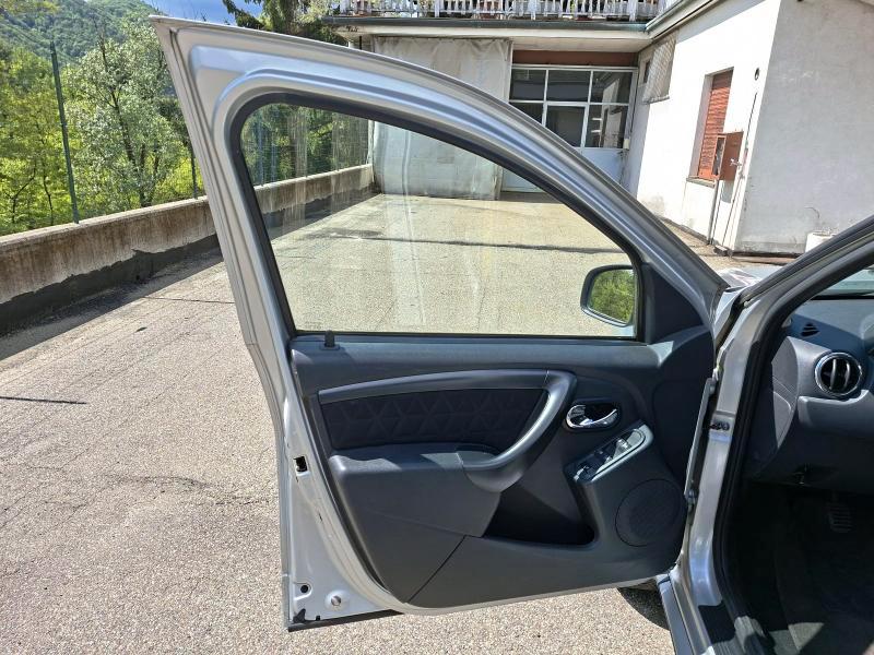 Dacia Duster 1.6 4x2 105cv