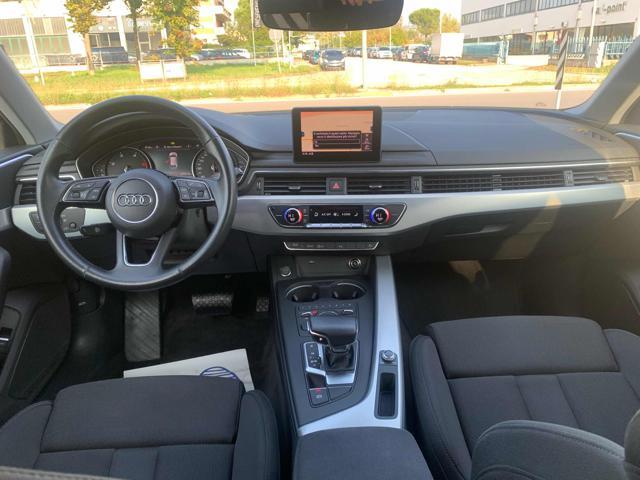 AUDI A4 Avant 30 TDI S tronic Business Sport