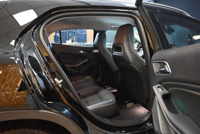 MERCEDES-BENZ GLA 180 SPORT AUTO NAVI TEL CAM 18"CRUISE PELLE/TESS.FULL!