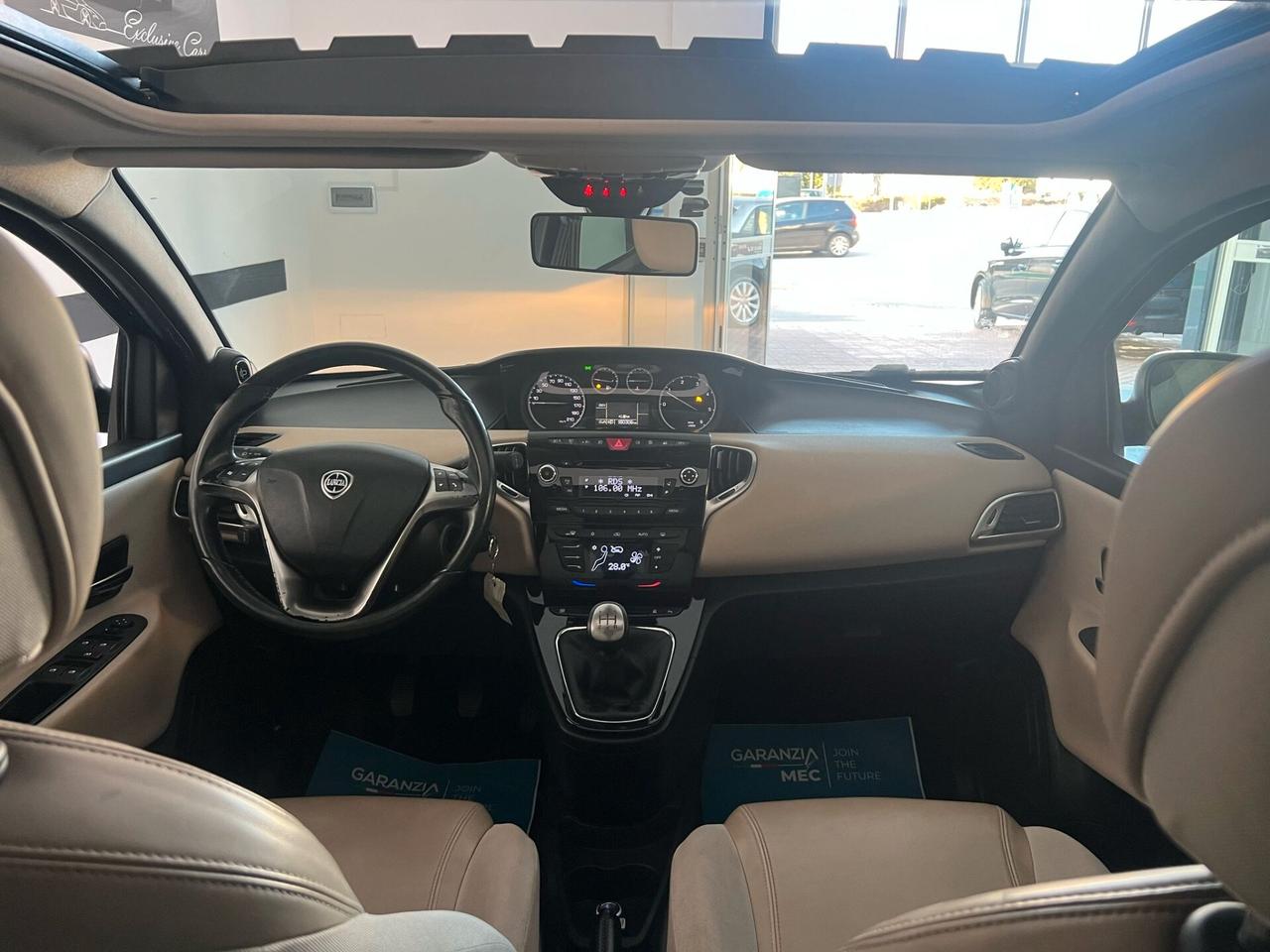 Lancia Ypsilon 1.3 MJT 16V 95 CV 5 portePlatinum