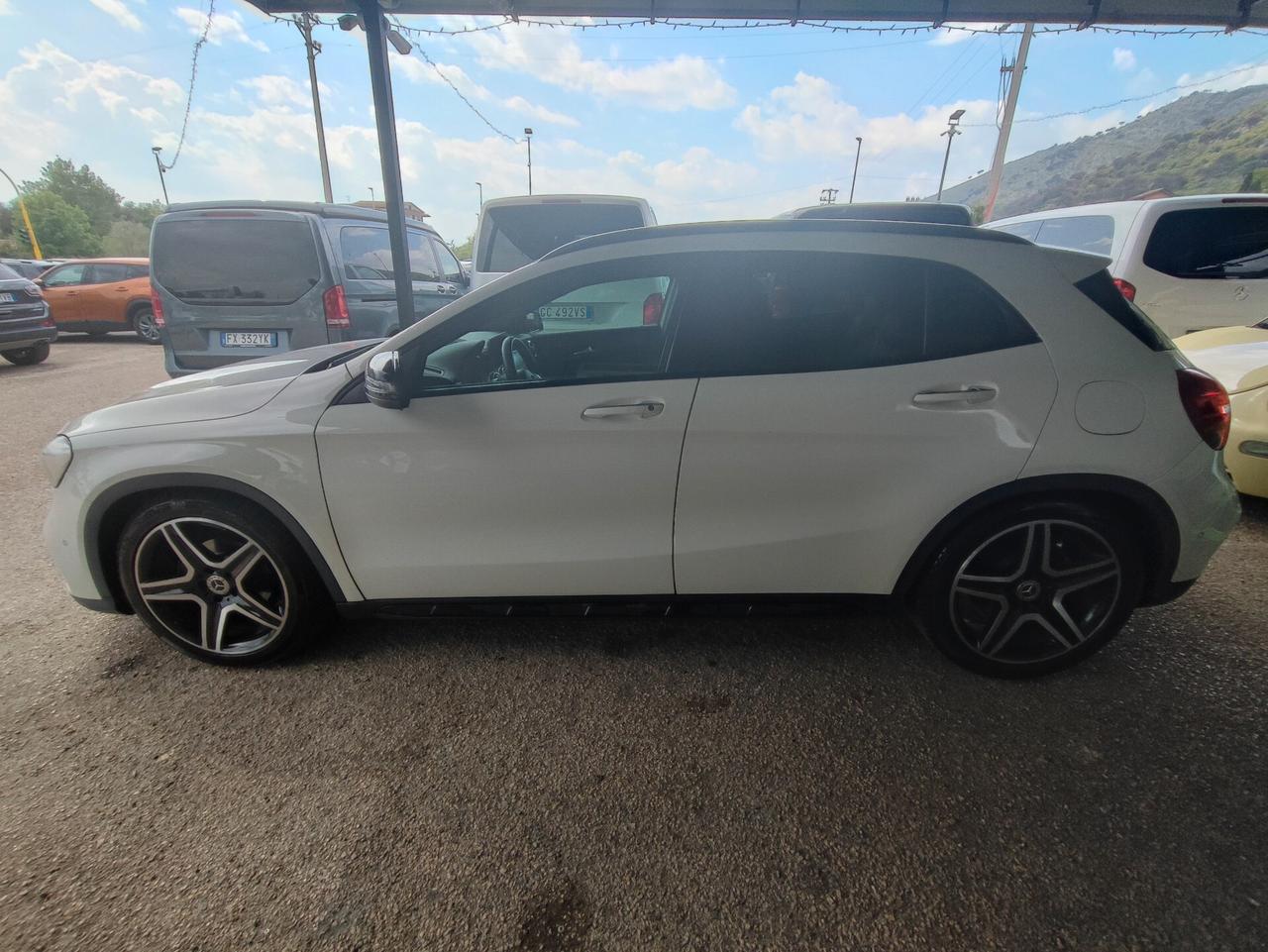 Mercedes-benz GLA 200 d Automatic 4Matic Premium