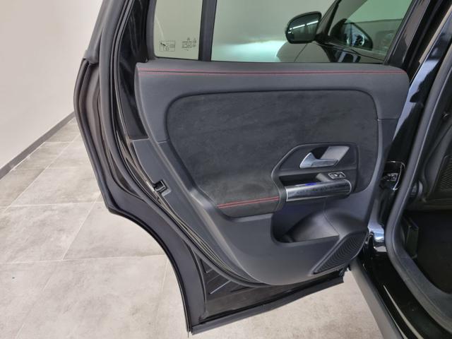 MERCEDES-BENZ GLA 200 d Automatic 4Matic Premium