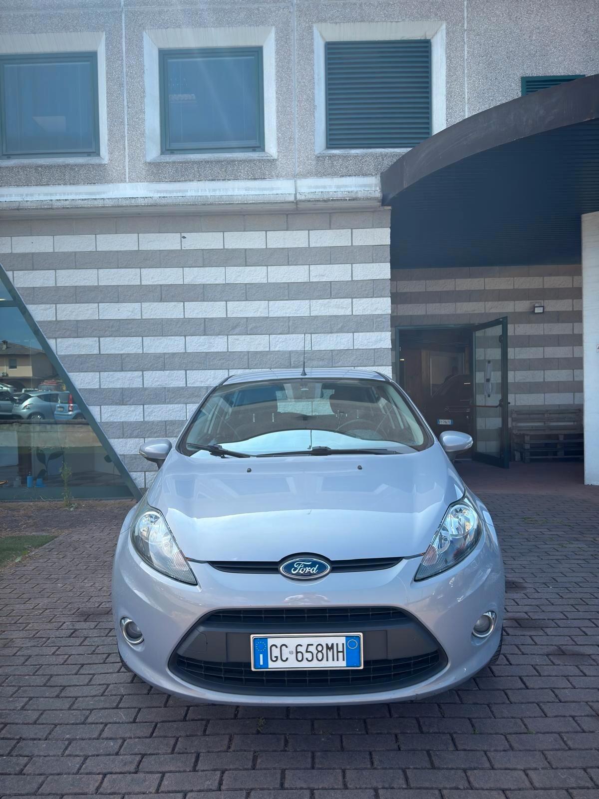 Ford Fiesta 1.2 82 CV 5 porte Titanium