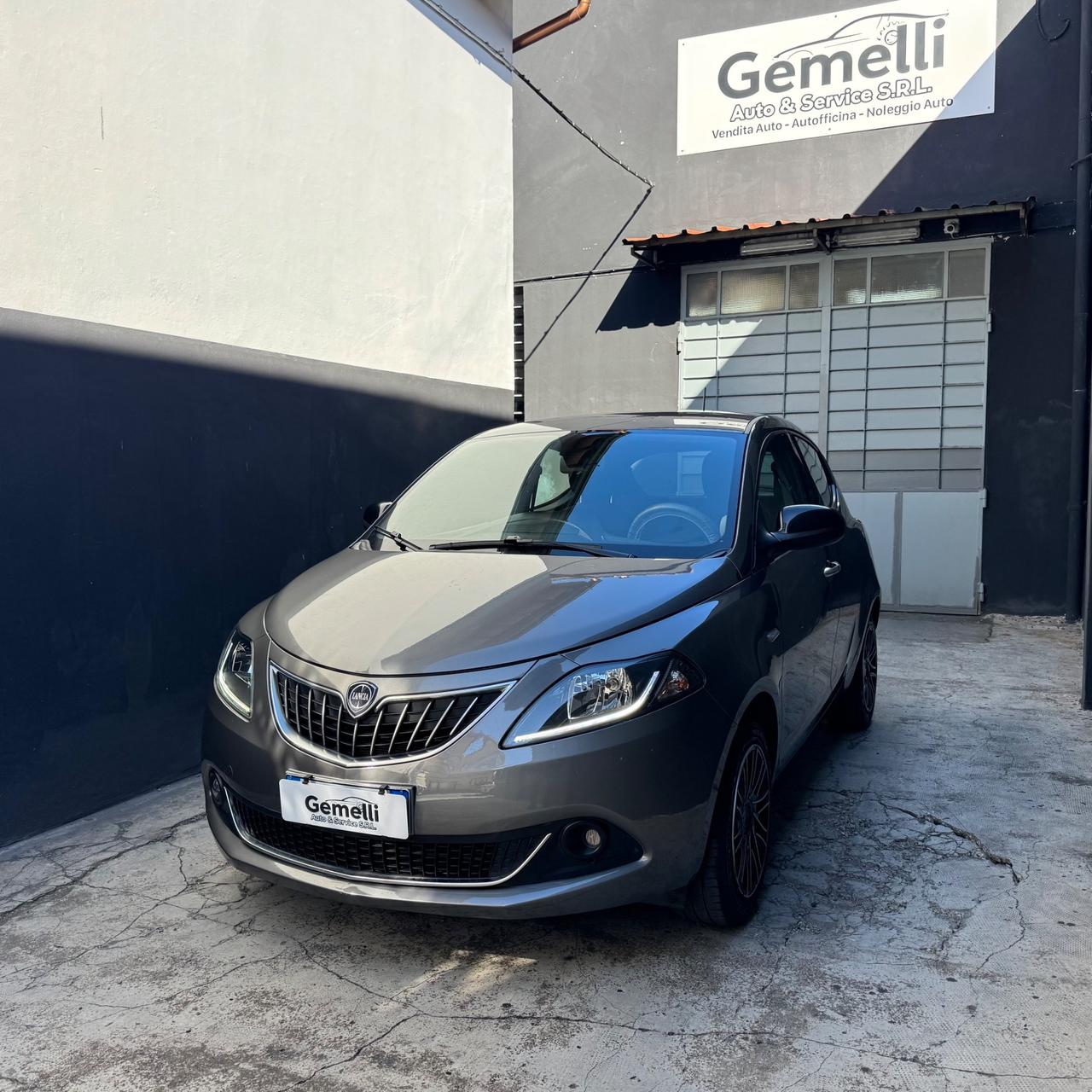 Lancia Ypsilon GOLD 1.0 HYBRID