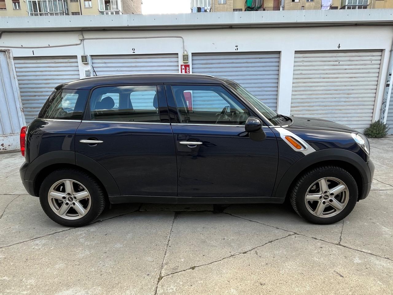 Mini Cooper Countryman 1.6 CAMBIO AUTOMATICO