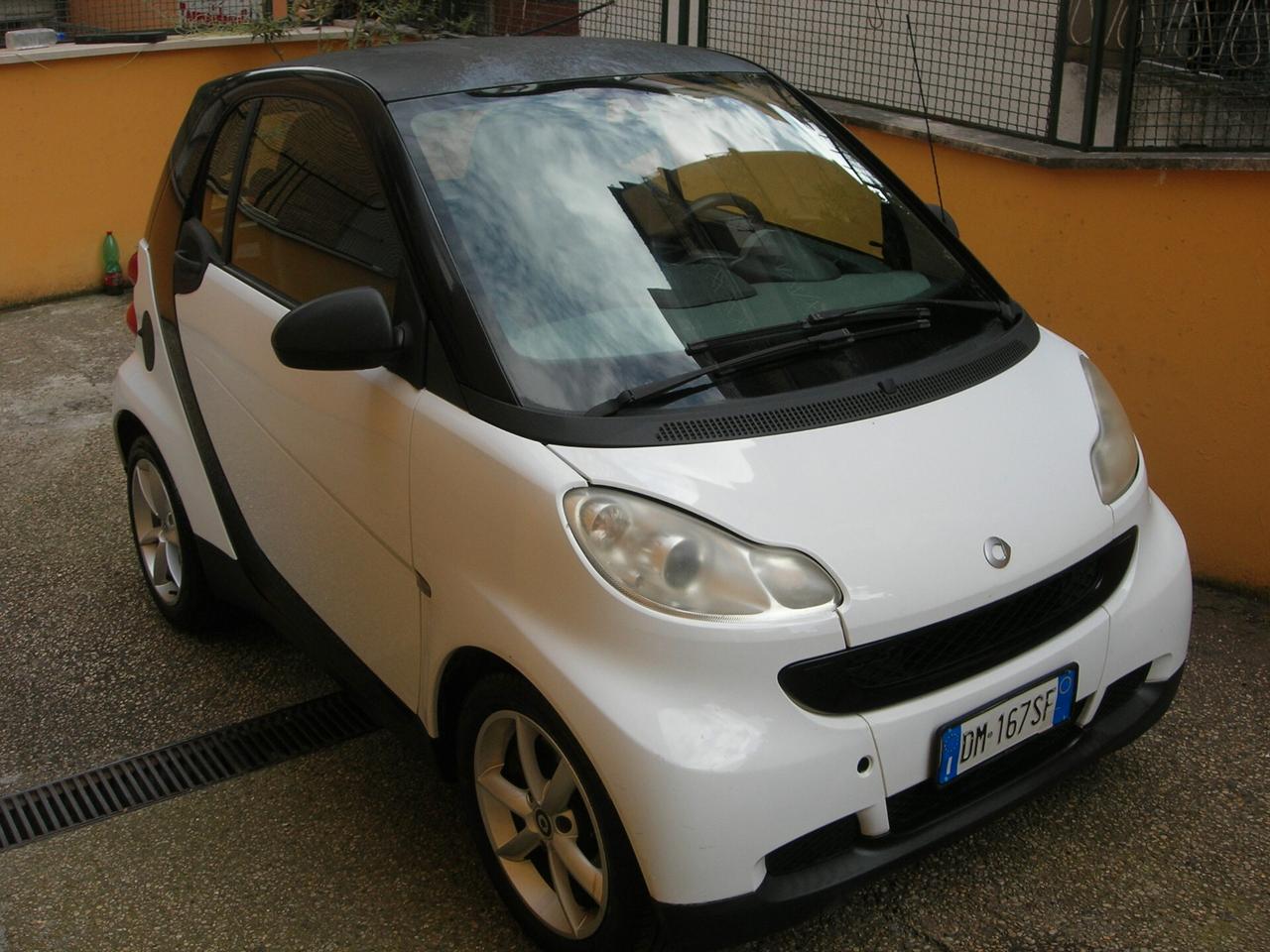 Smart ForTwo 1000 52 kW coupé passion