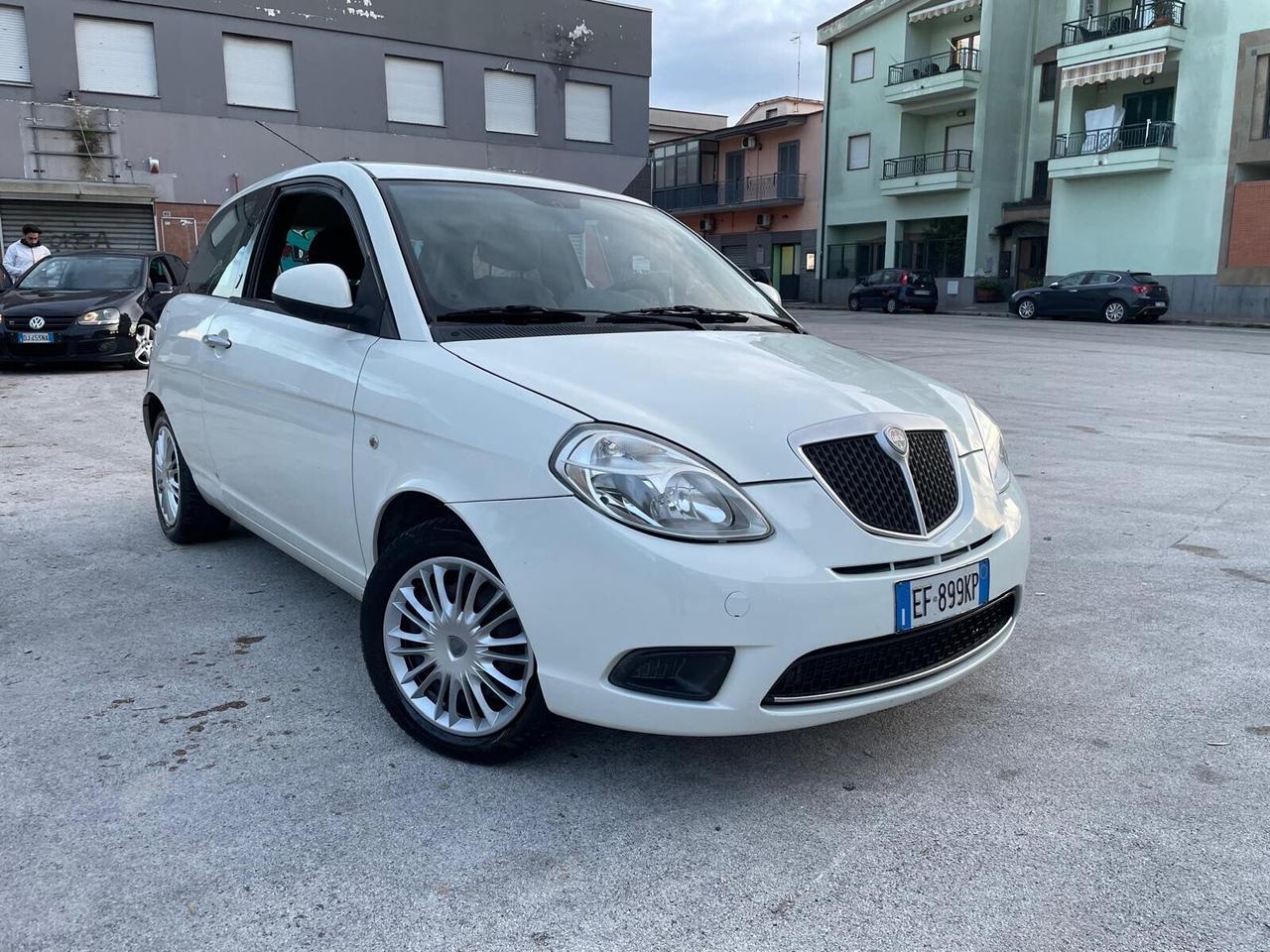 Lancia Ypsilon 1.2Benz/Gpl Unyca Full Perfett