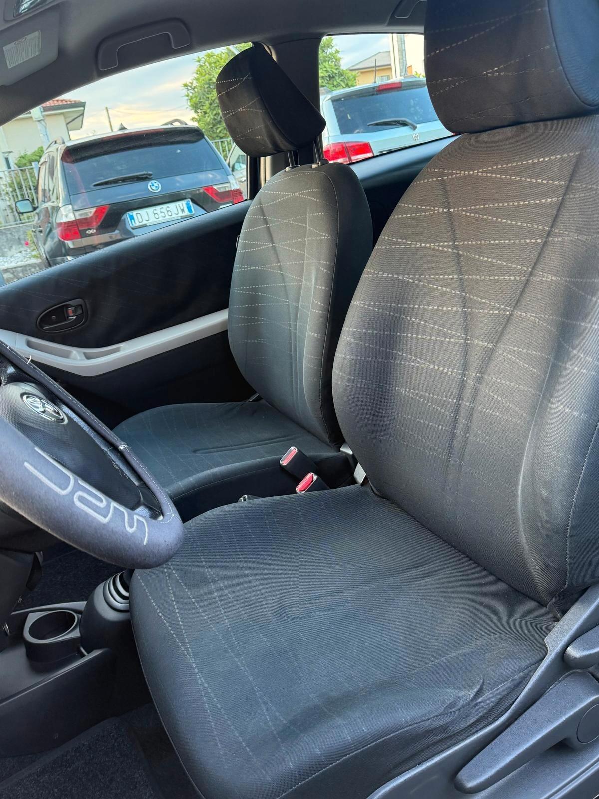 Toyota Yaris 1.0 Sol