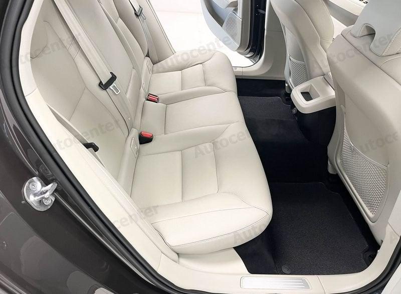 Volvo V90 Cross Country B4 (d) 197CV AWD AUT BUSINESS PRO LINE